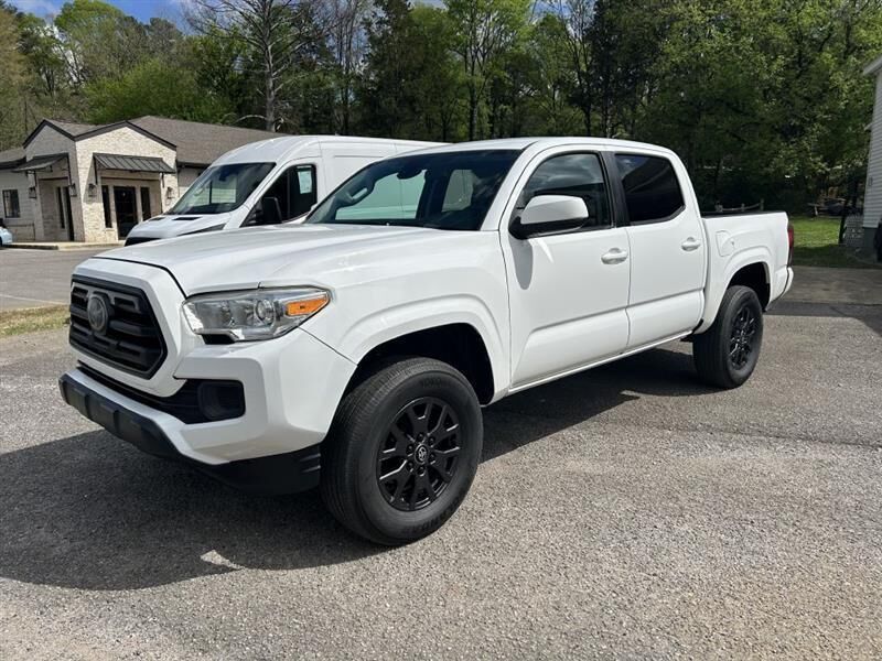 2019 TOYOTA Tacoma