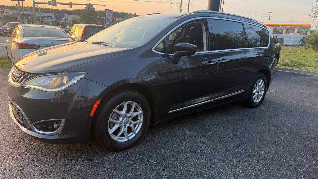 2020 CHRYSLER Pacifica