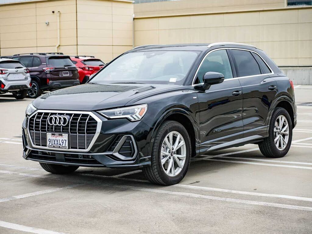 2025 AUDI Q3