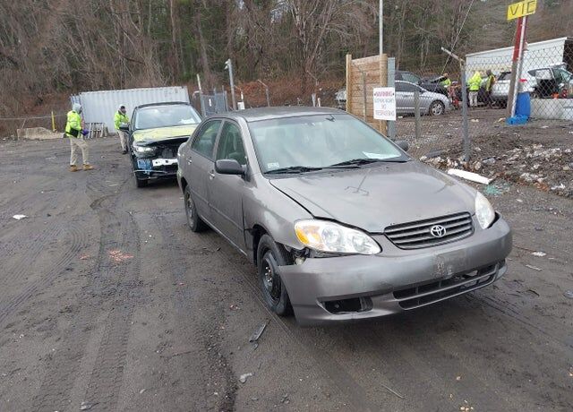 2004 TOYOTA Corolla