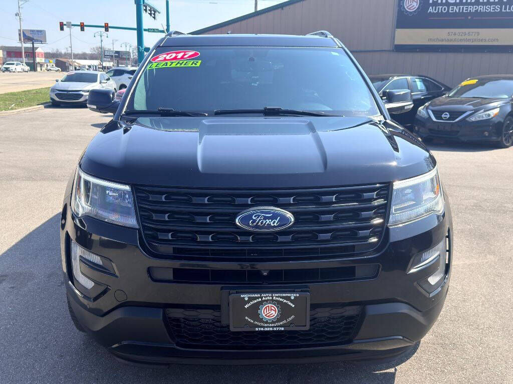 2017 FORD Explorer