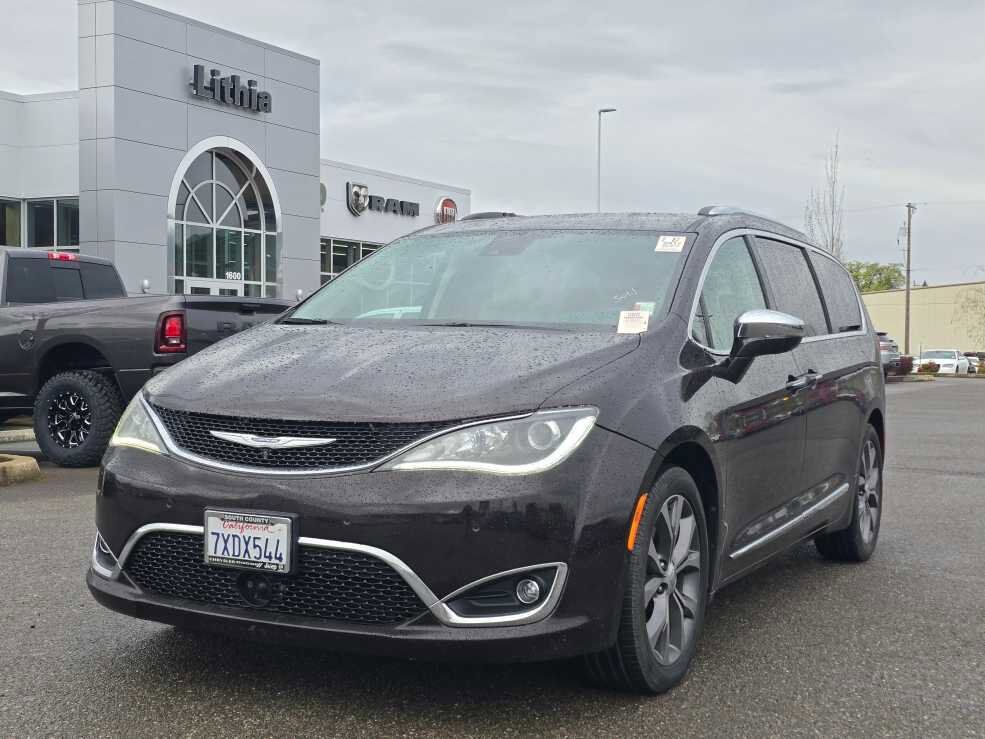 2017 CHRYSLER Pacifica
