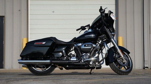 2023 HARLEY DAVIDSON FLHX / Street Glide