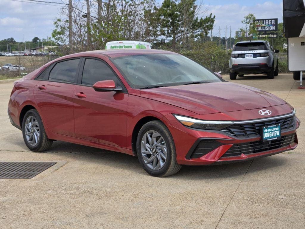 2026 HYUNDAI Elantra
