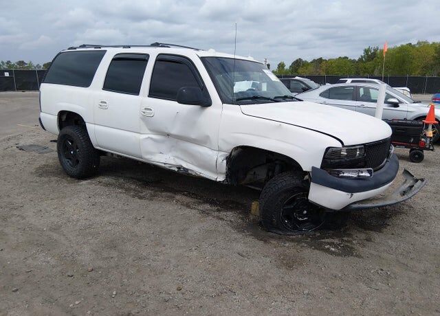 2004 CHEVROLET Suburban