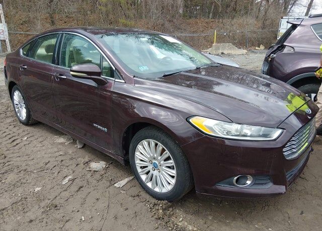 2013 FORD Fusion