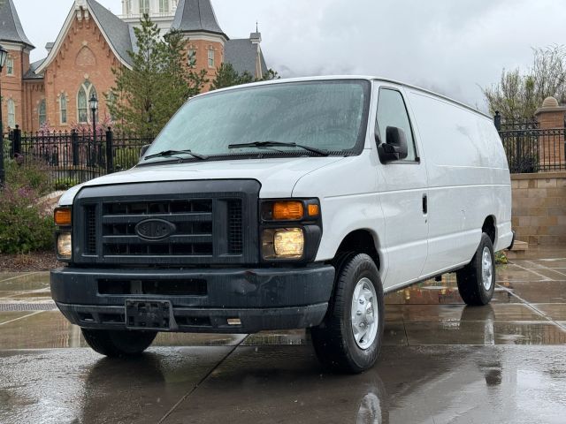 2013 FORD E-250