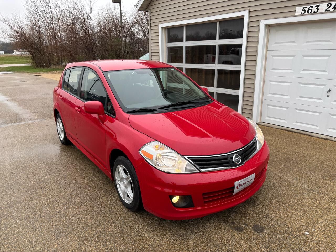 2011 NISSAN Versa