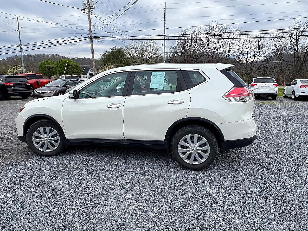 2015 NISSAN Rogue