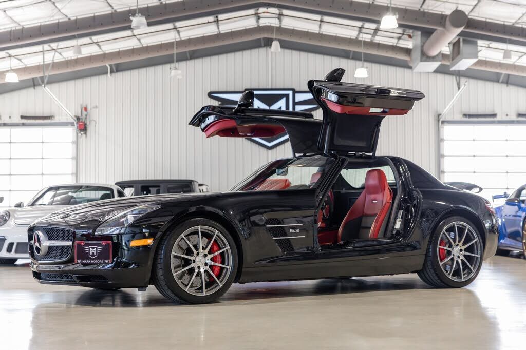 2012 MERCEDES-BENZ SLS-Class