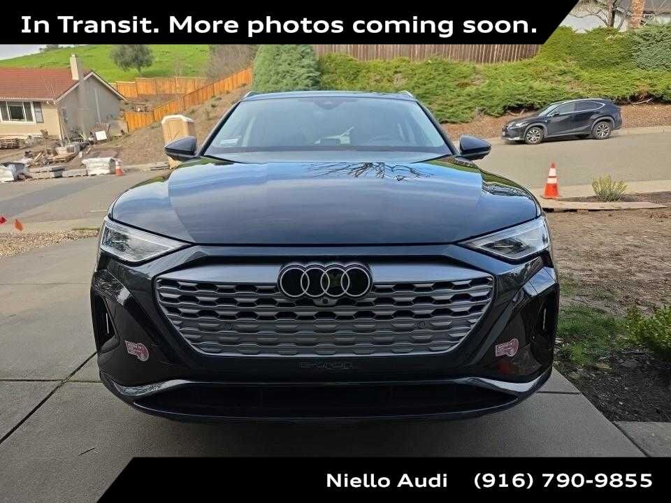2024 AUDI Q8