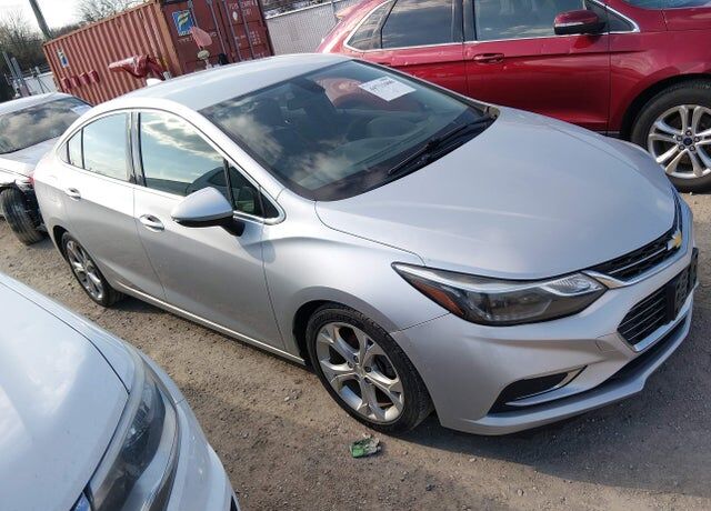 2017 CHEVROLET Cruze