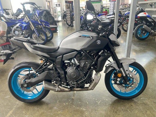 2025 YAMAHA MT-07