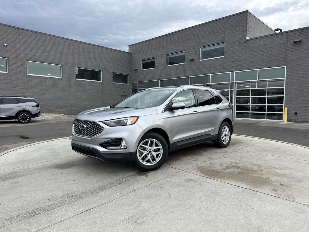 2023 FORD Edge