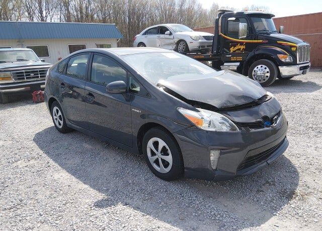 2015 TOYOTA PRIUS