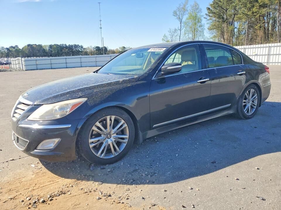 2012 HYUNDAI Genesis