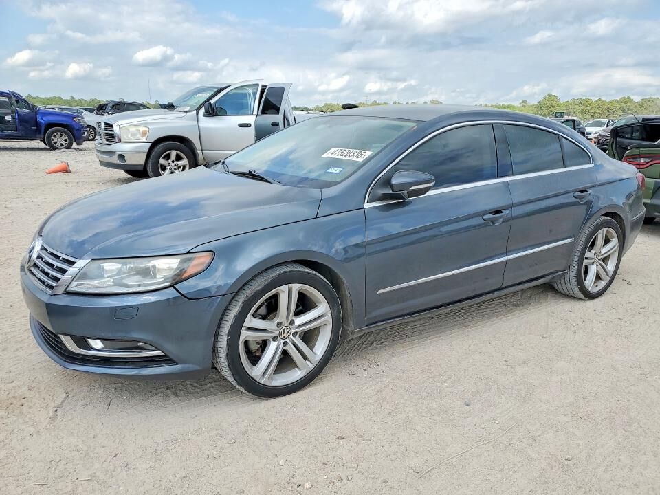2013 VOLKSWAGEN Passat