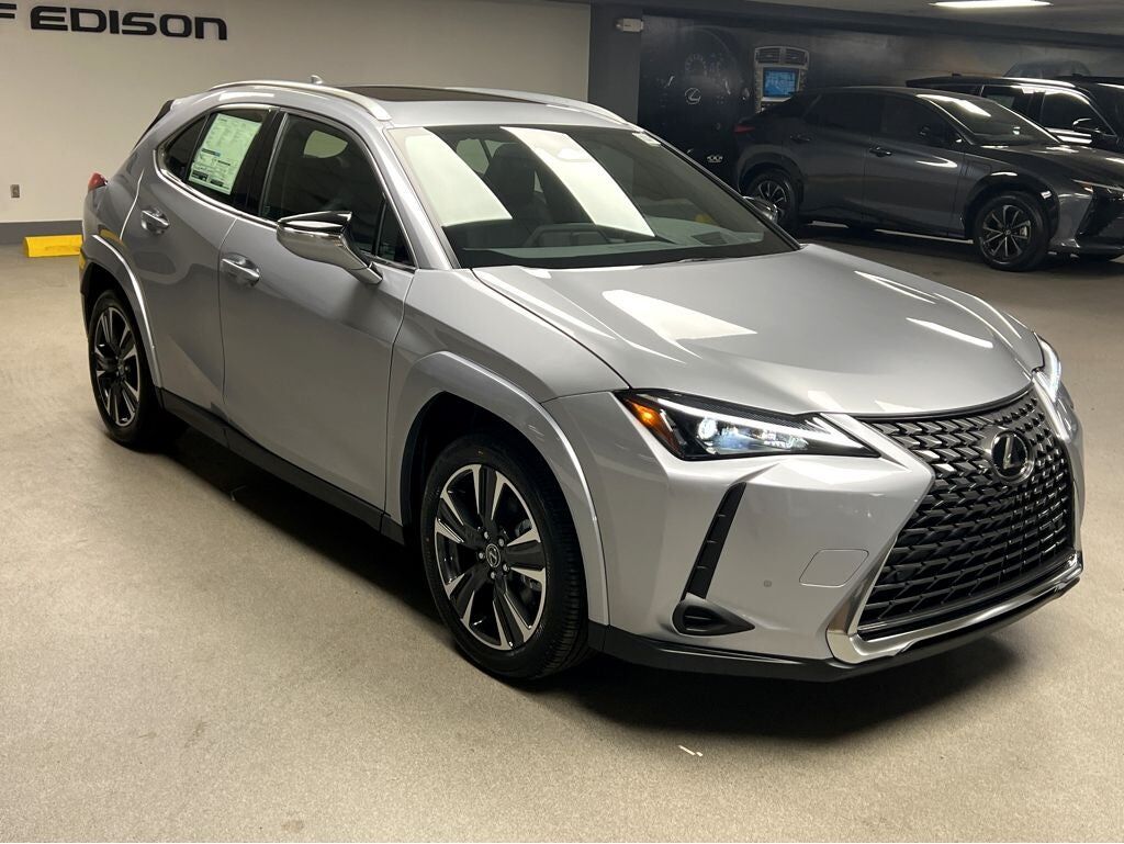 2026 LEXUS UX