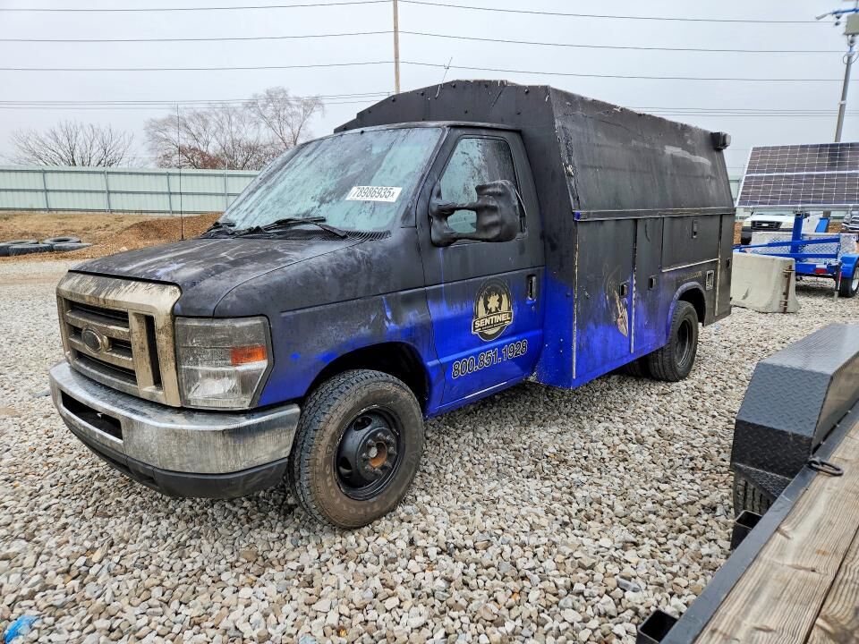 2019 FORD E-350