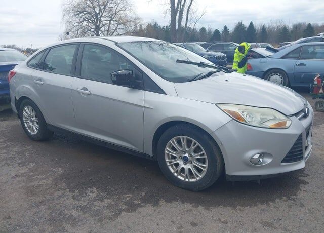 2012 FORD Focus