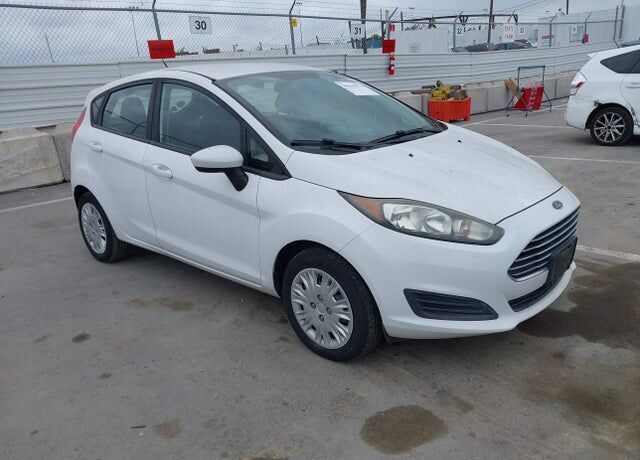 2016 FORD Fiesta