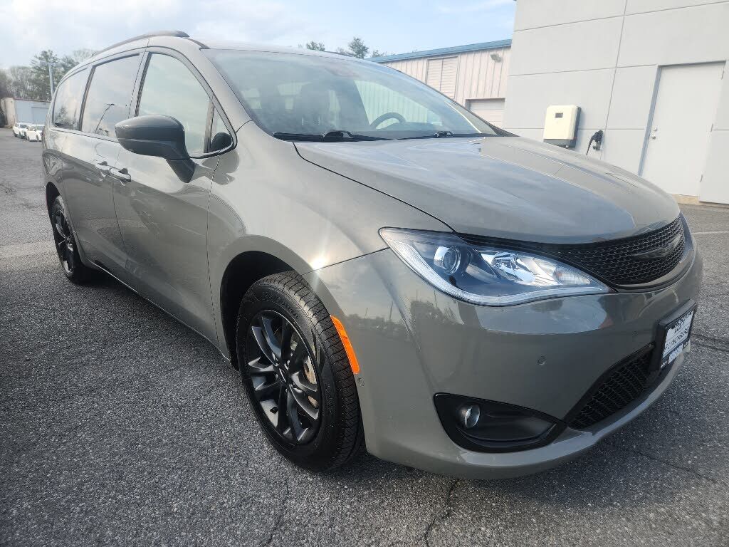 2020 CHRYSLER Pacifica