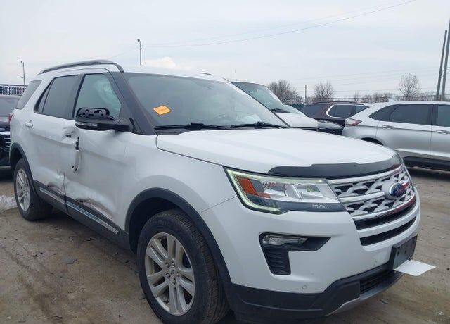 2019 FORD Explorer