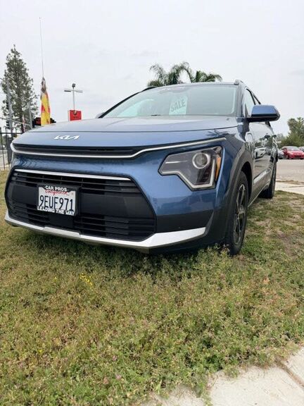 2023 KIA Niro