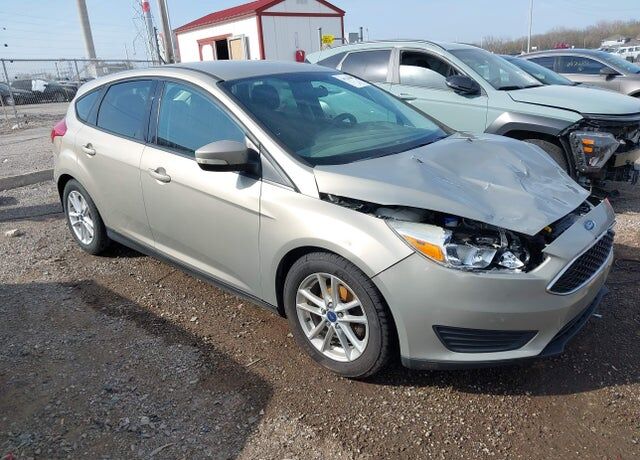 2016 FORD Focus