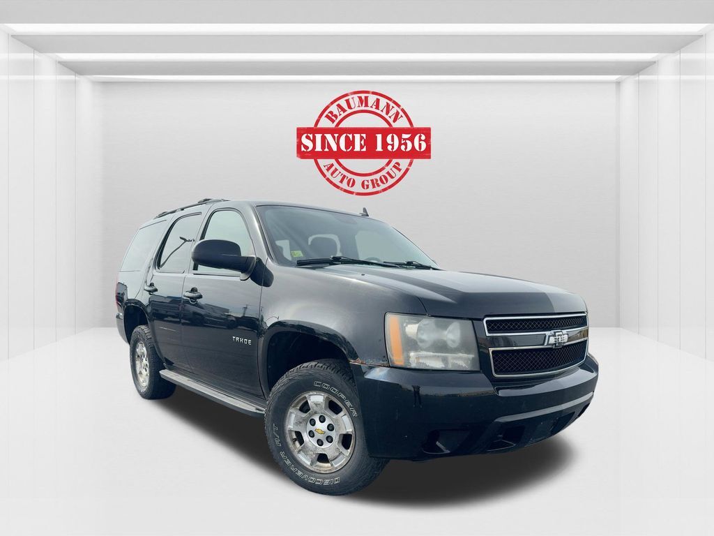 2011 CHEVROLET Tahoe