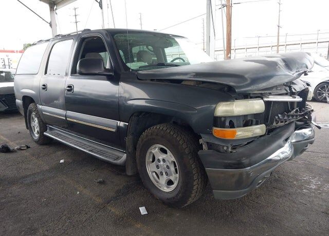 2004 CHEVROLET Suburban
