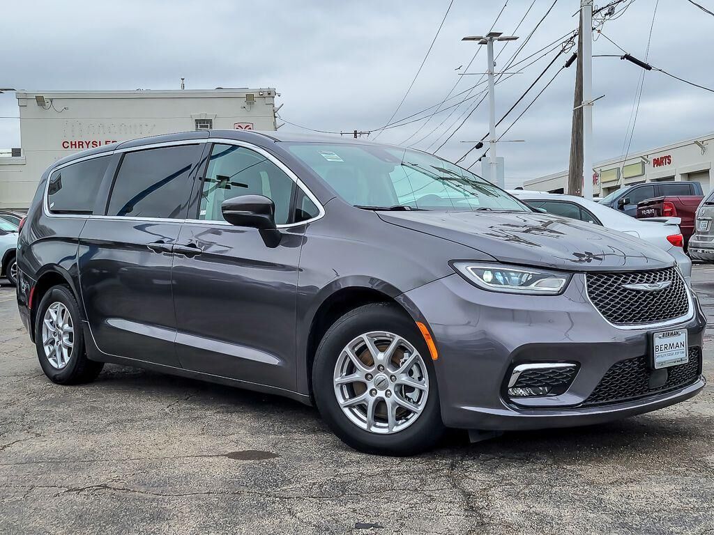 2023 CHRYSLER Pacifica
