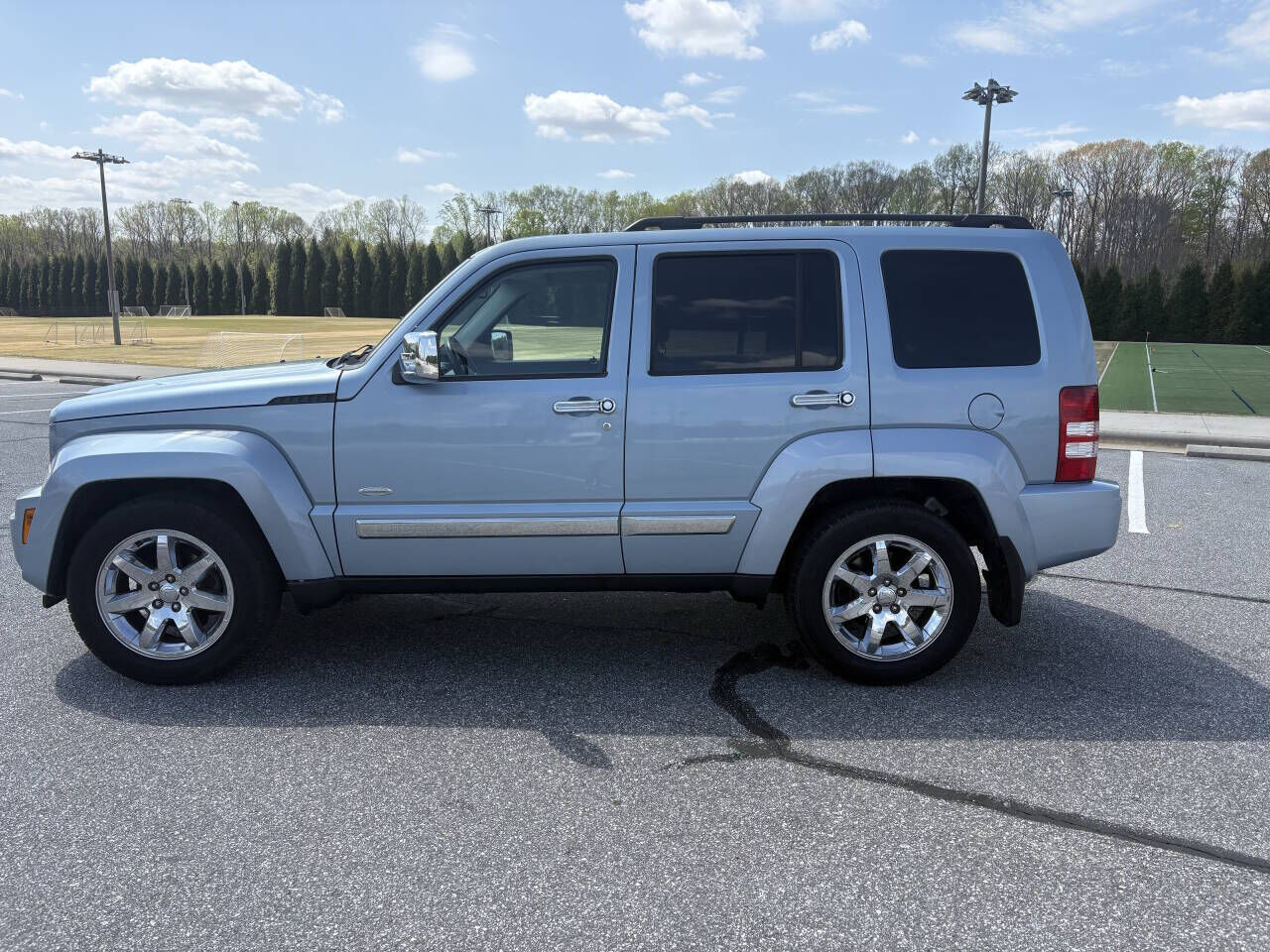 2012 JEEP Liberty