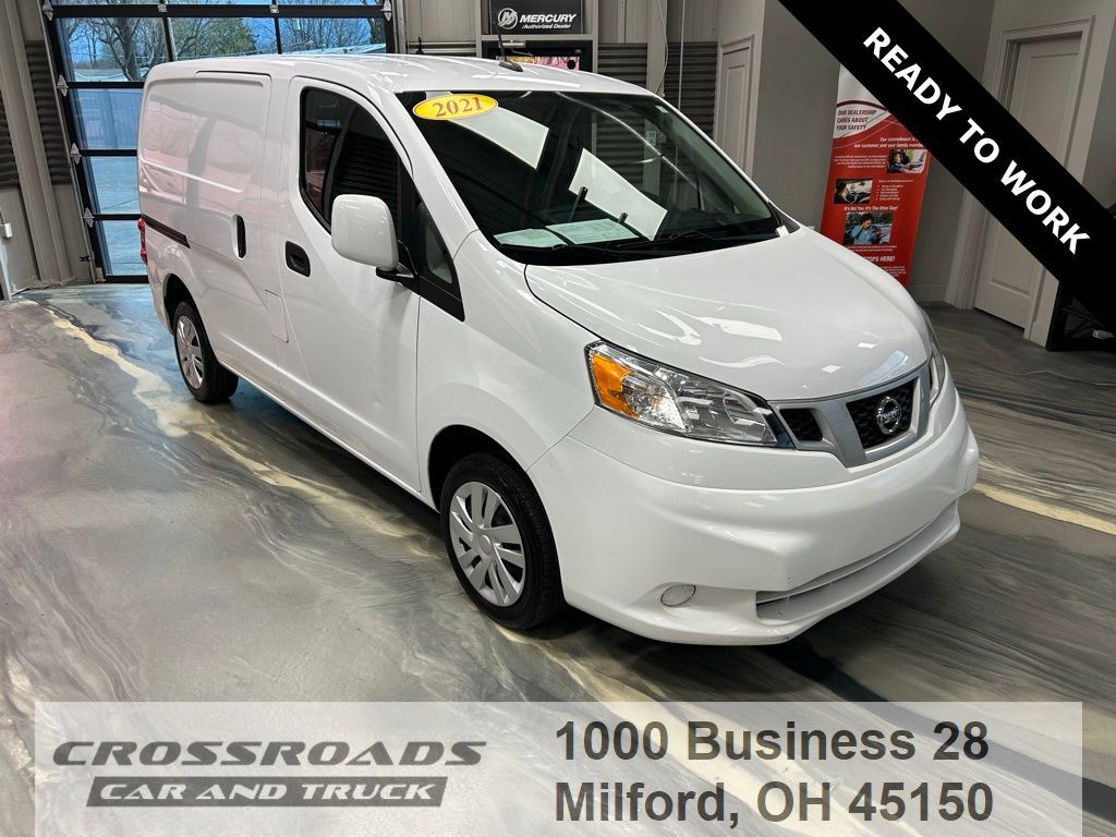 2021 NISSAN NV200