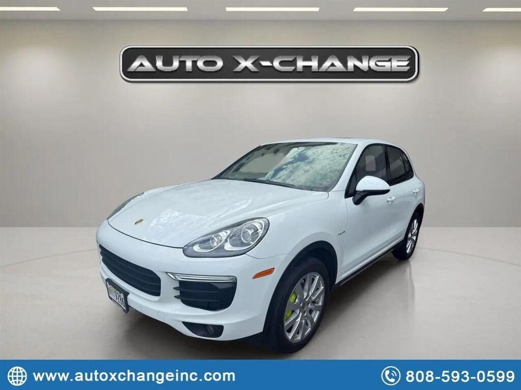 2015 PORSCHE Cayenne