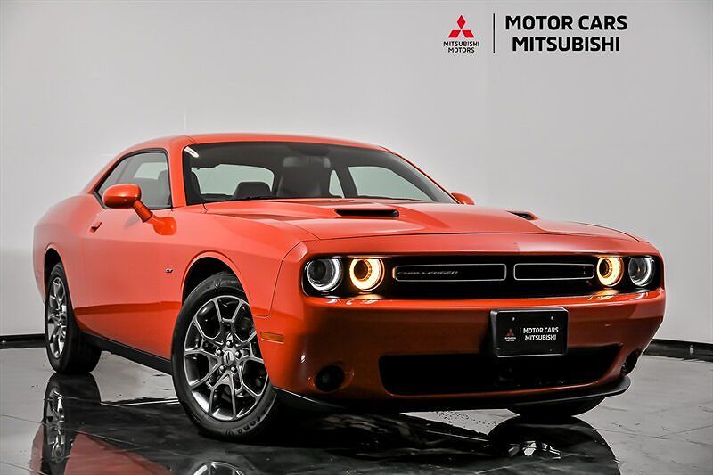 2017 DODGE Challenger