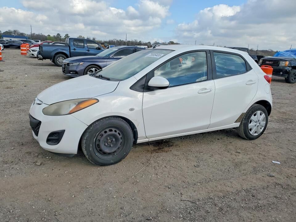 2012 MAZDA Mazda2