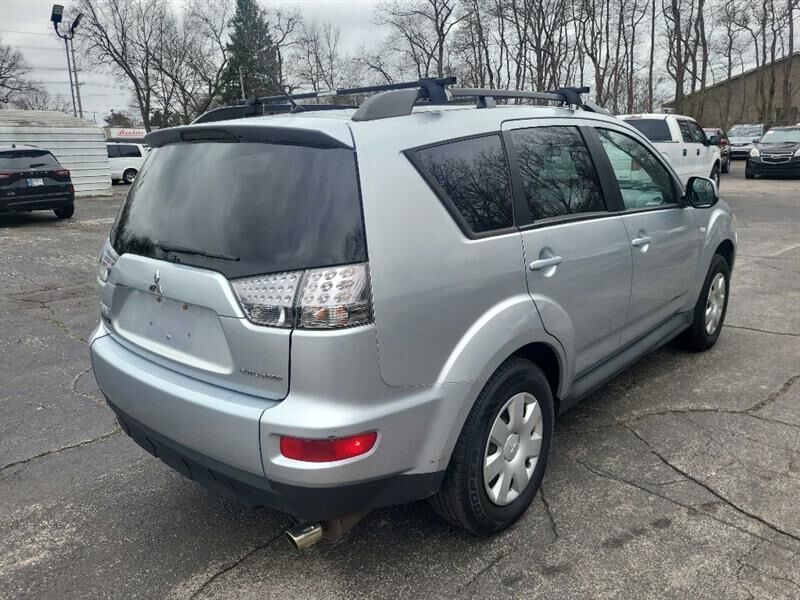 2011 MITSUBISHI Outlander
