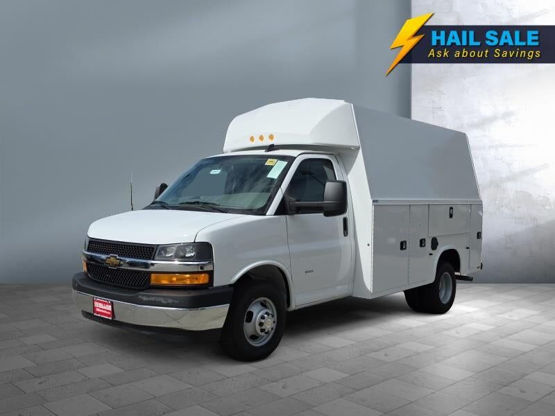 2025 CHEVROLET Express