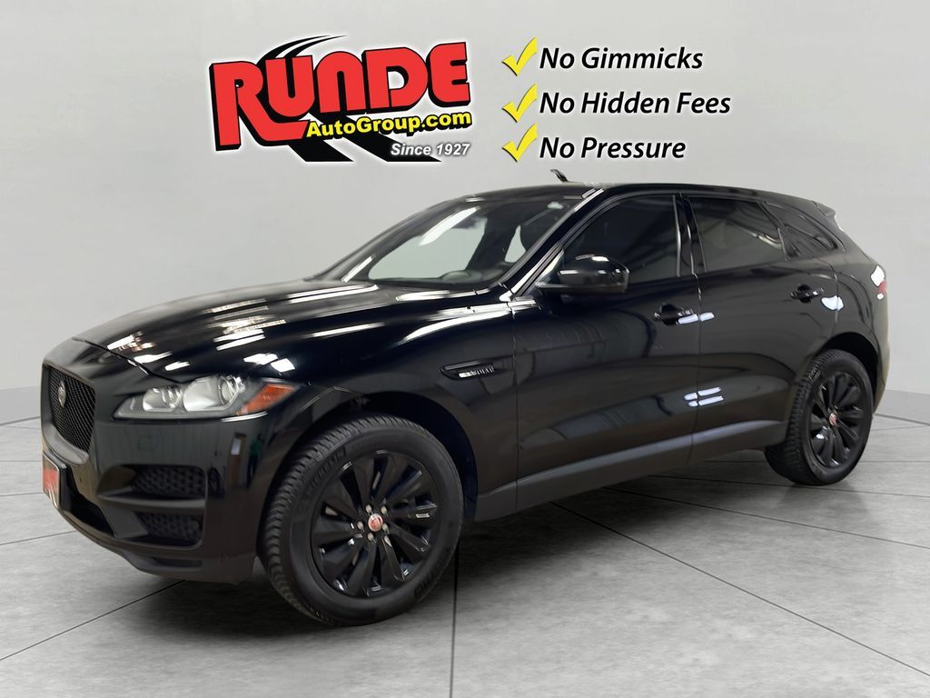 2017 JAGUAR F-Pace