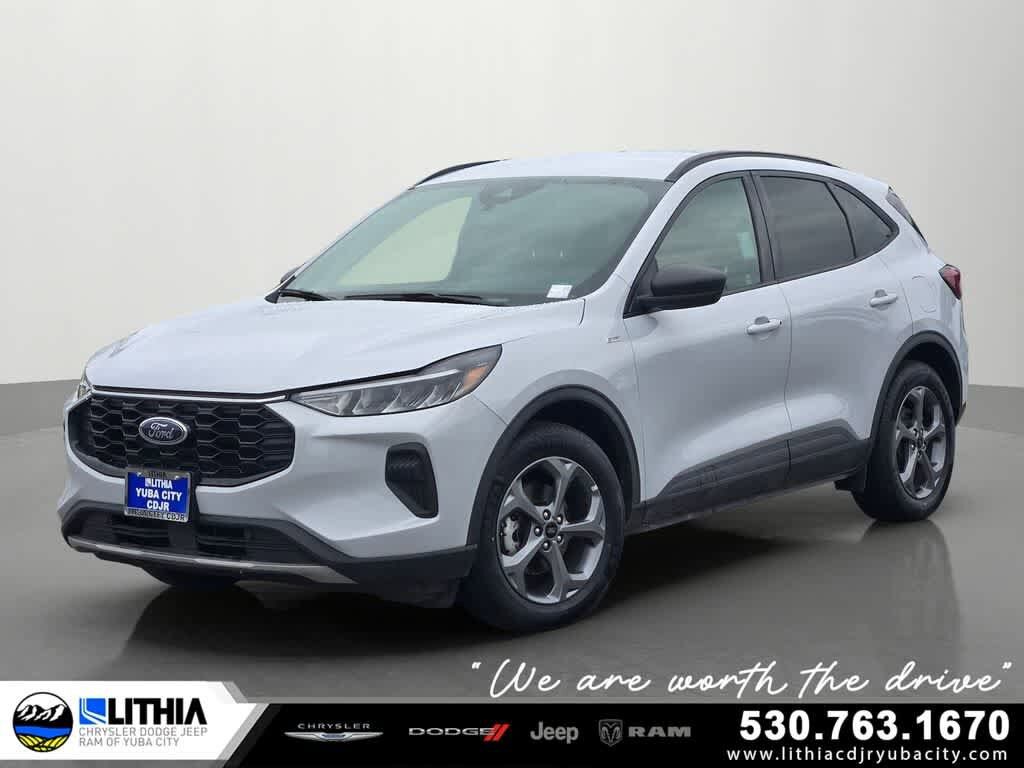 2025 FORD Escape