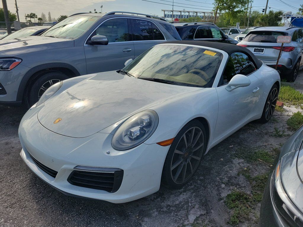 2017 PORSCHE 911