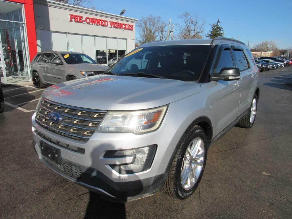 2016 FORD Explorer