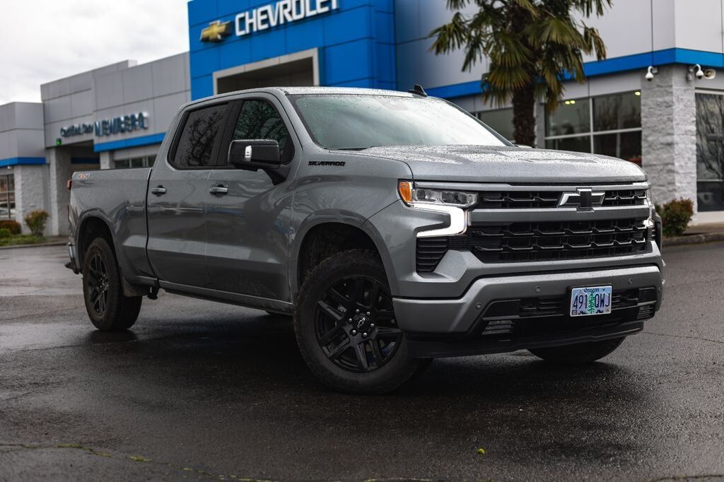 2025 CHEVROLET Silverado