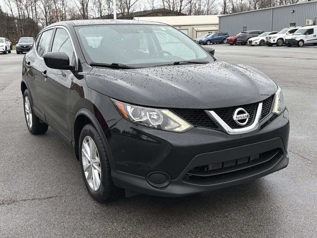 2017 NISSAN Rogue