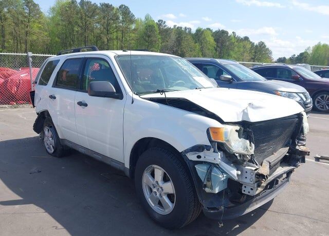 2009 FORD Escape