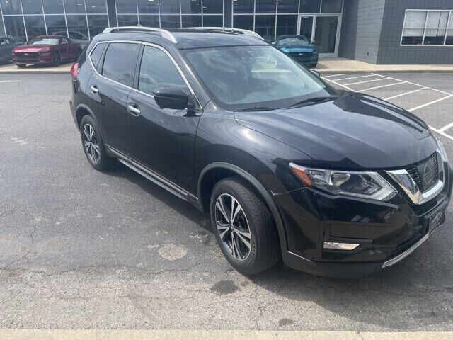 2017 NISSAN Rogue