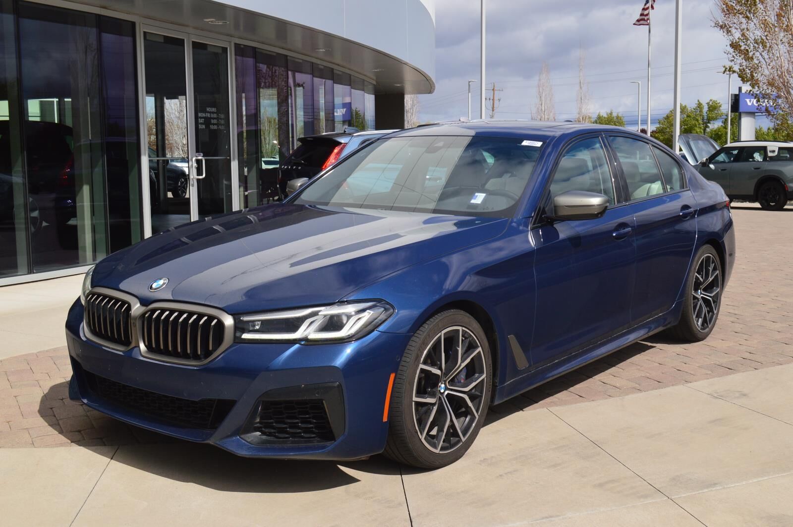 2022 BMW M5