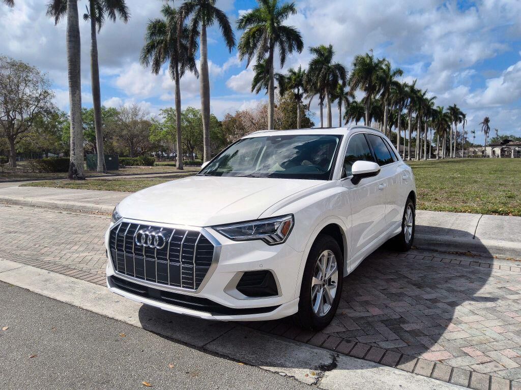 2023 Audi Q3