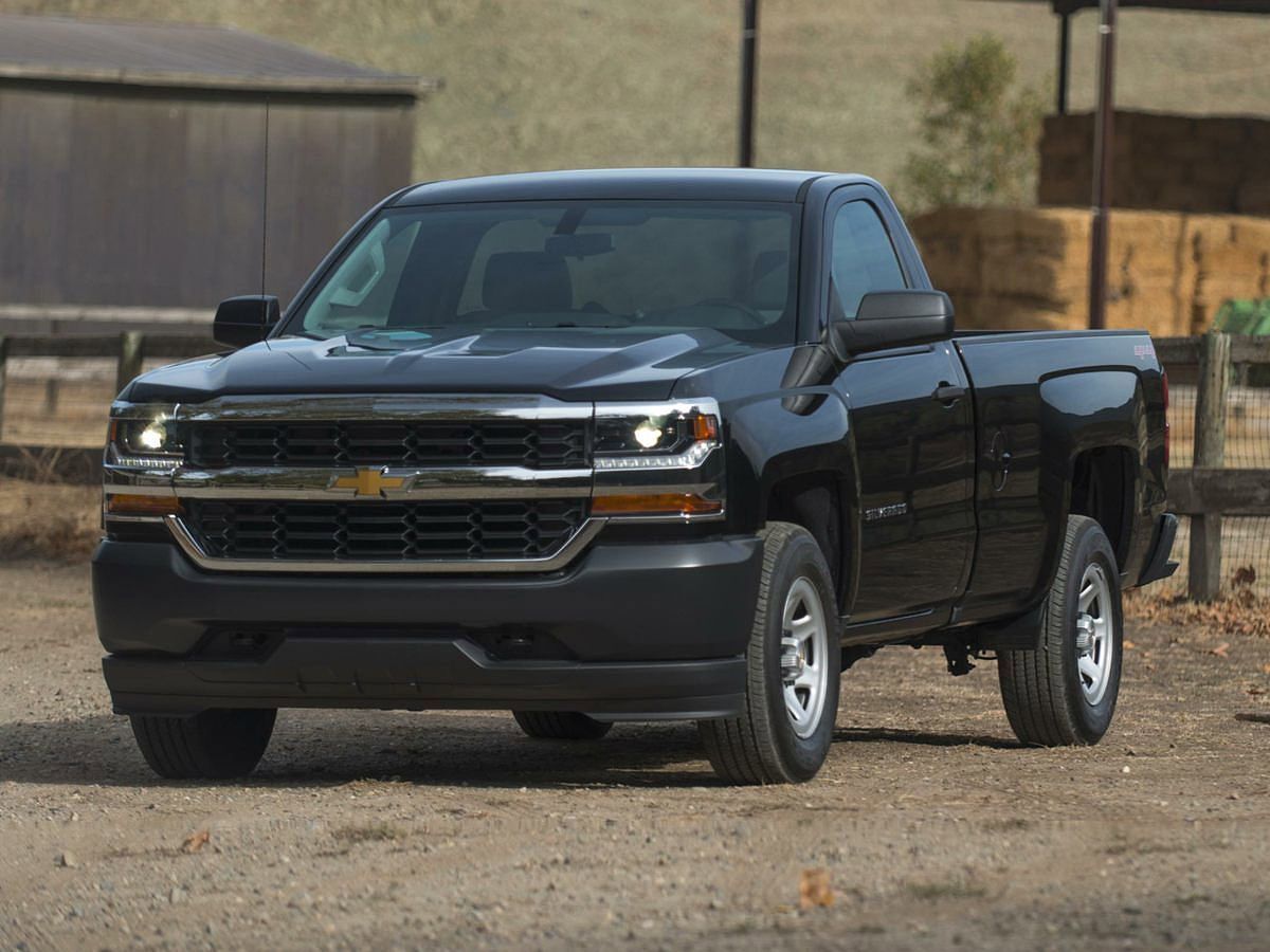 2018 CHEVROLET Silverado